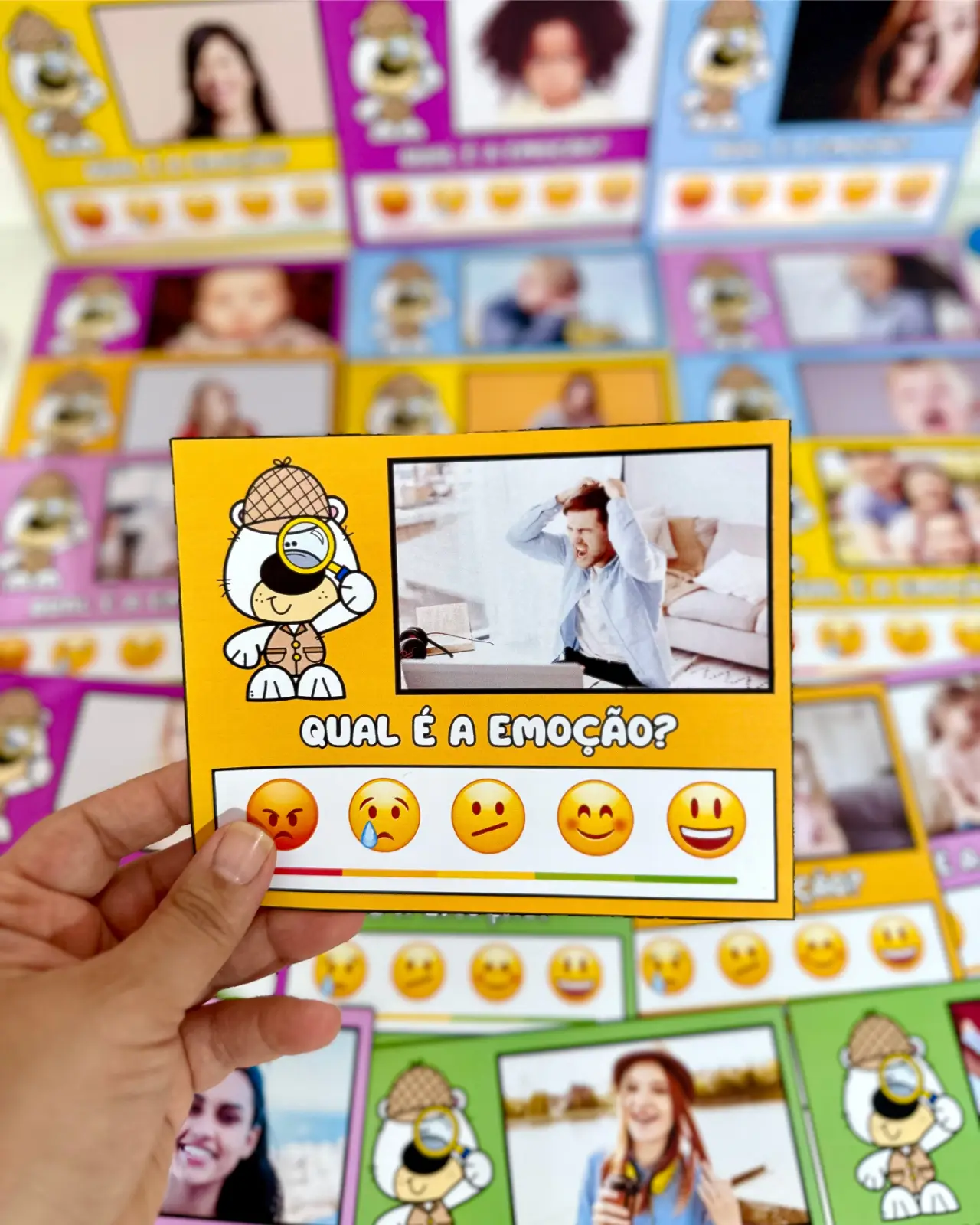Arquivo Qual a Emoção?